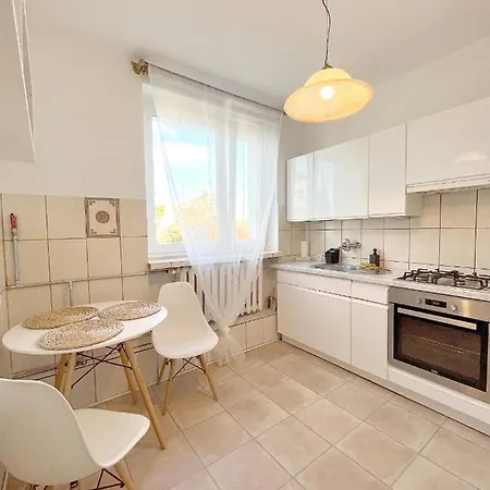 19 Centrum - Mieszkanie Dla 8 Os * Gdynia